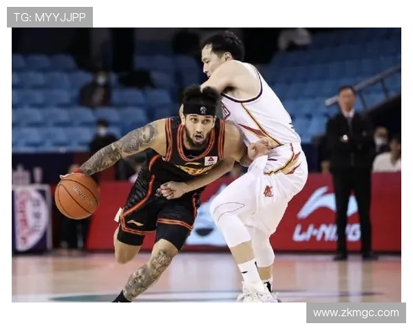 奥德加德技术特点对比同位置球员表现稳健