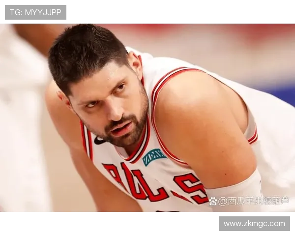 拉里·伯德单打效率显著优于同期内线，拉开球队进攻空间